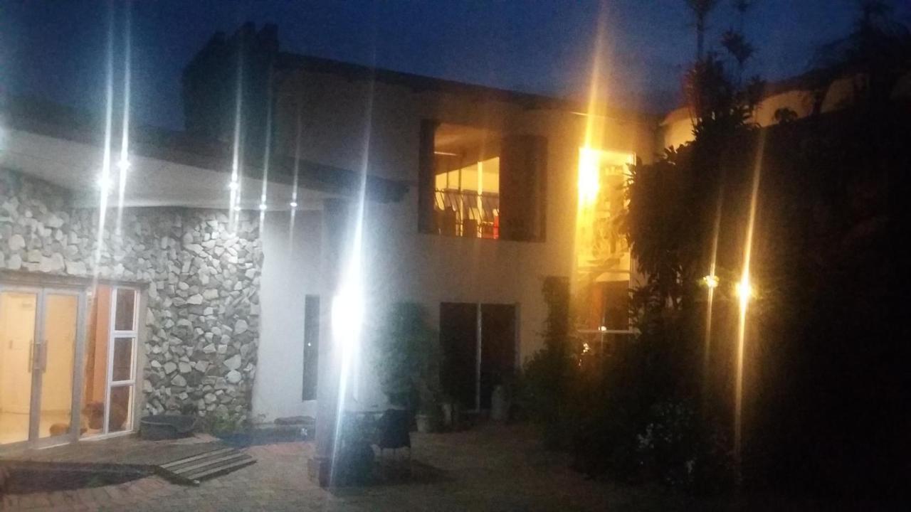 Serendipity Country House Amanzimtoti Eksteriør bilde